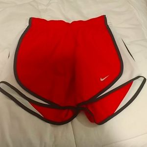 Red Nike shorts 💕